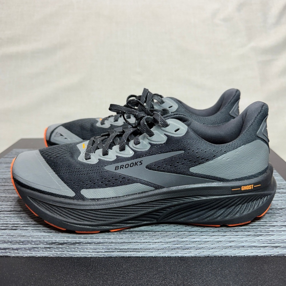 Brooks Ghost 17 Running Shoes - Mens Size 8 - Black Orange 1104421D023 Halloween